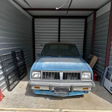 1986 Pontiac T1000 Hatchback