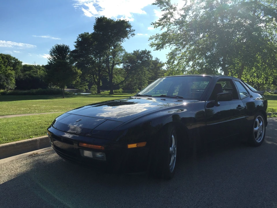 1986 Porsche 944 Turbo - Image 2 of 2