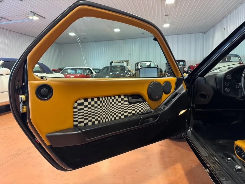 1986 Porsche 928 - Image 16 of 20