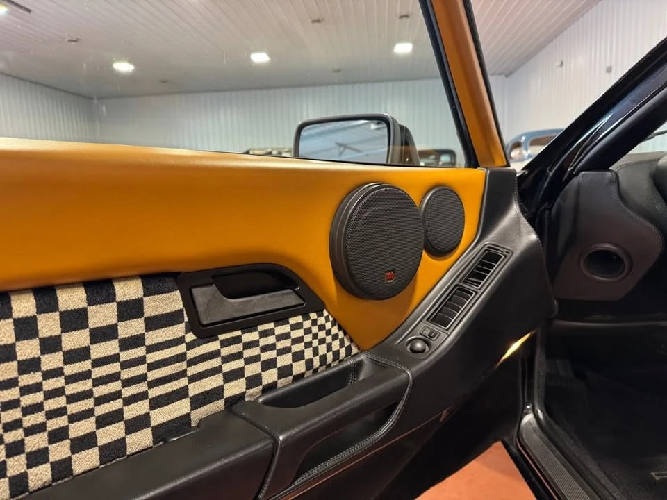 1986 Porsche 928 - Image 17 of 20
