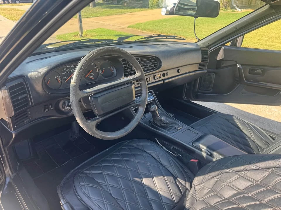 1986 Porsche 944 - Image 6 of 7