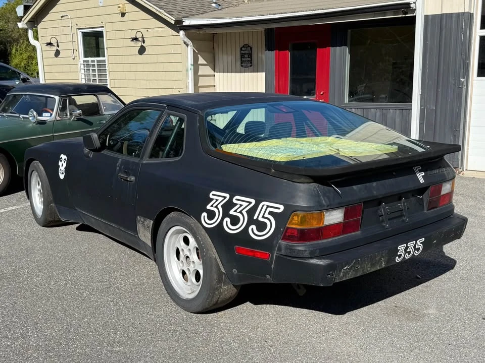 1986 Porsche 944 - Image 2 of 16