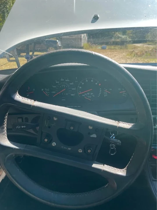 1986 Porsche 944 - Image 8 of 9