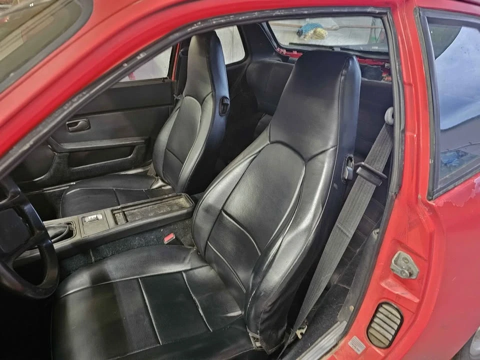1986 Porsche 944 - Image 9 of 10