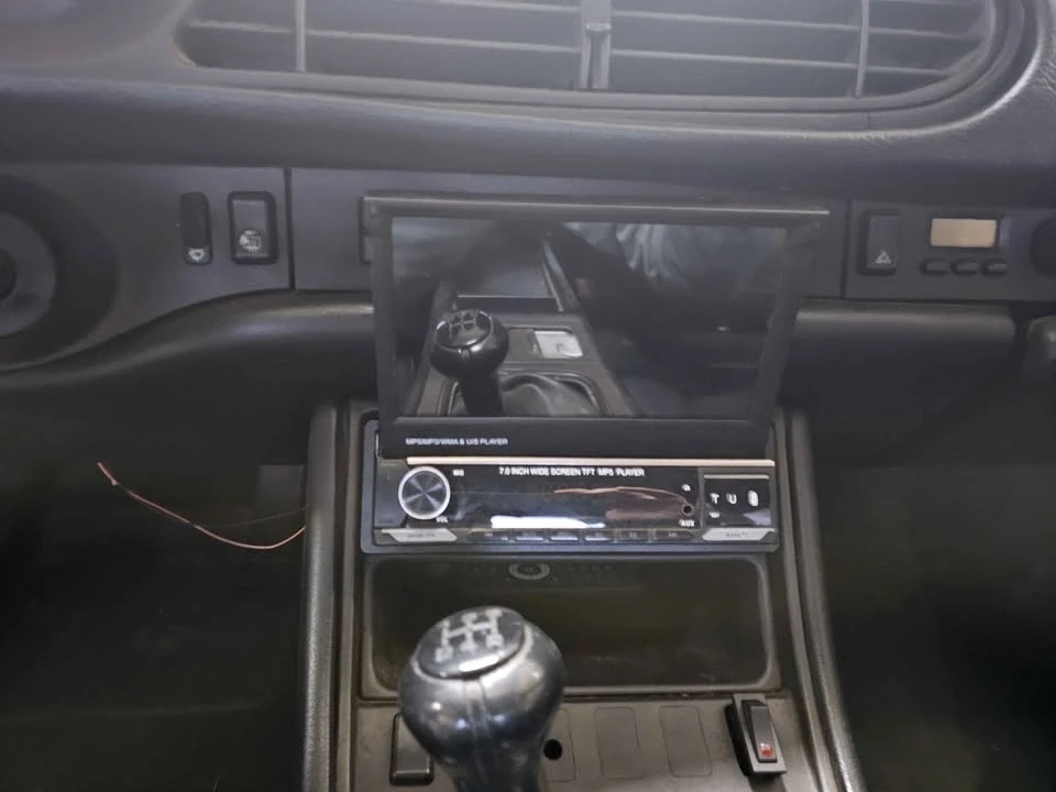 1986 Porsche 944 - Image 7 of 10