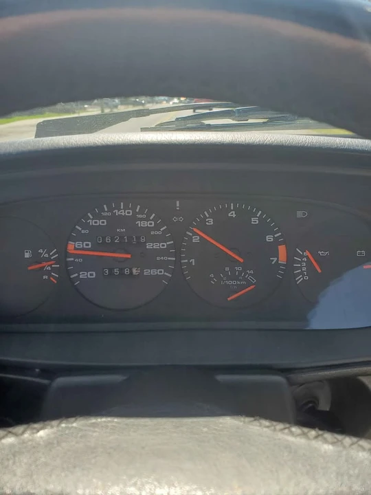1986 Porsche 944 - Image 2 of 14