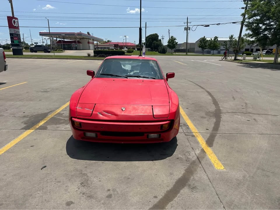 1986 Porsche 944 - Image 4 of 5