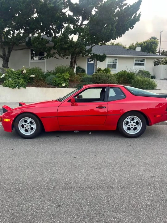 1986 Porsche 944 - Image 4 of 13
