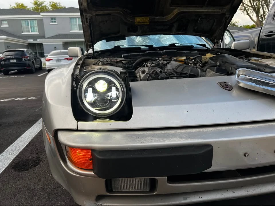 1986 Porsche 944 - Image 5 of 8