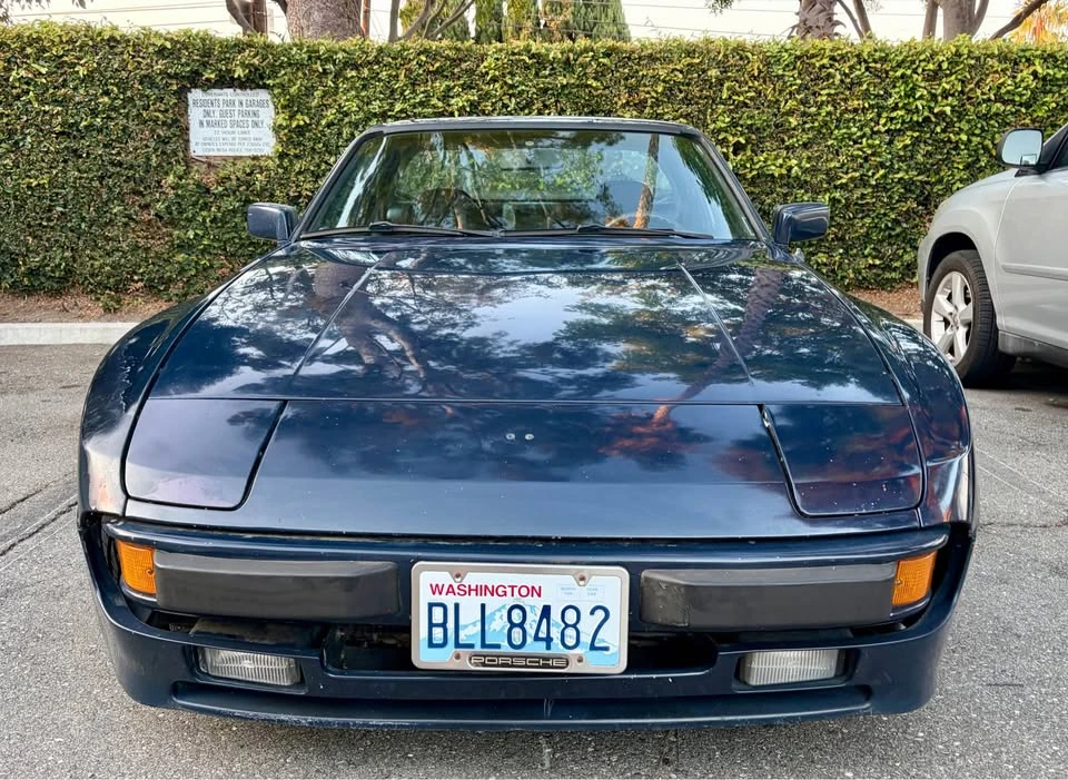 1986 Porsche 944 - Image 2 of 7