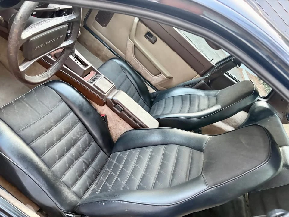 1986 Porsche 944 - Image 7 of 7