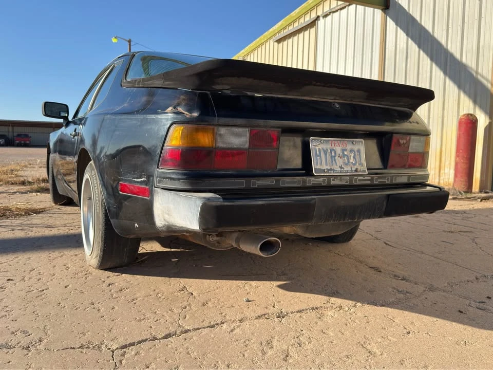 1986 Porsche 944 - Image 3 of 10