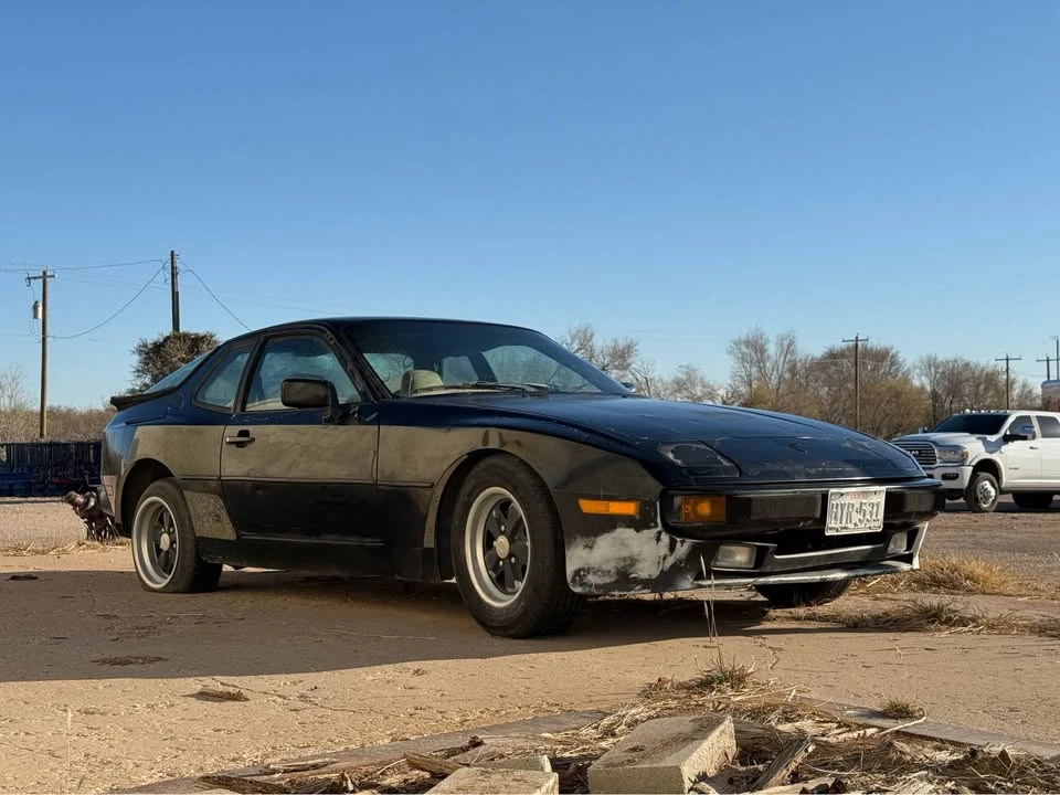 1986 Porsche 944 - Image 2 of 10