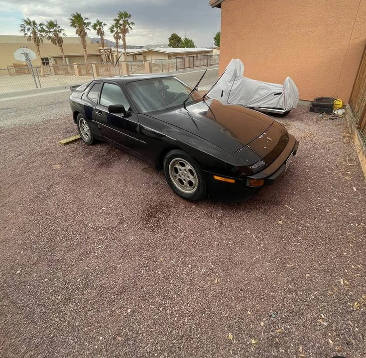 1986 Porsche 944 - Image 2 of 12