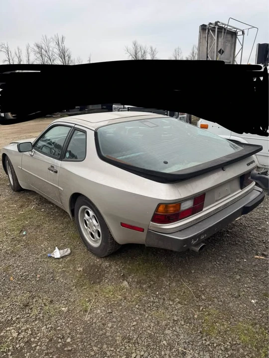 1986 Porsche 944 - Image 3 of 10