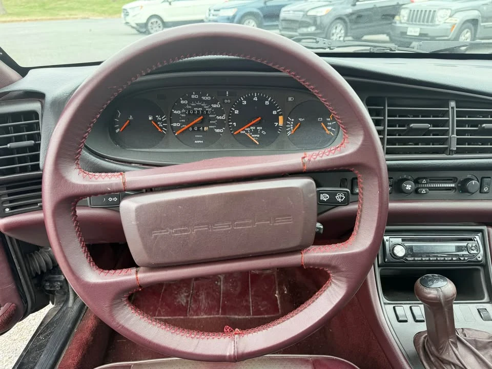 1986 Porsche 944 - Image 17 of 20