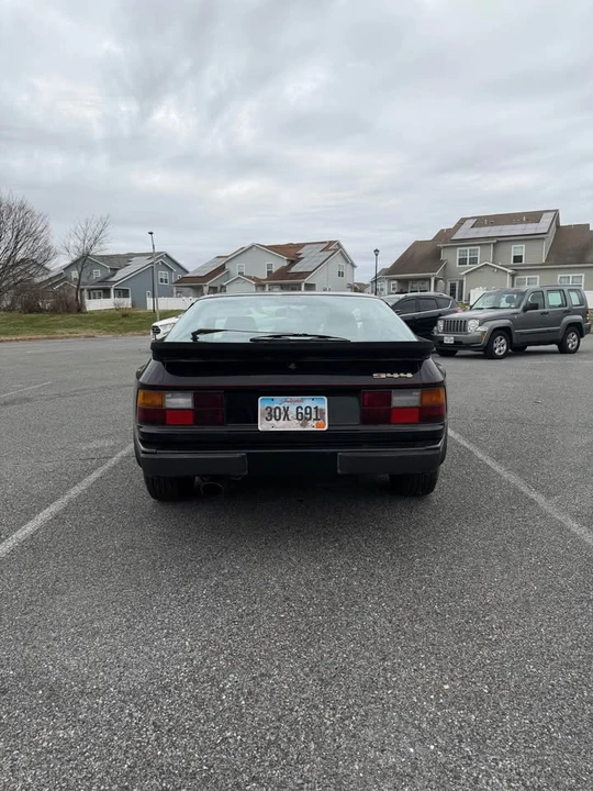 1986 Porsche 944 - Image 6 of 20