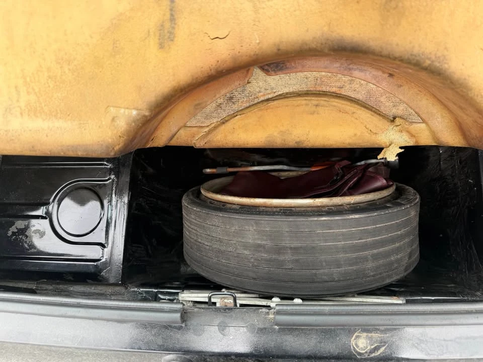 1986 Porsche 944 - Image 14 of 20