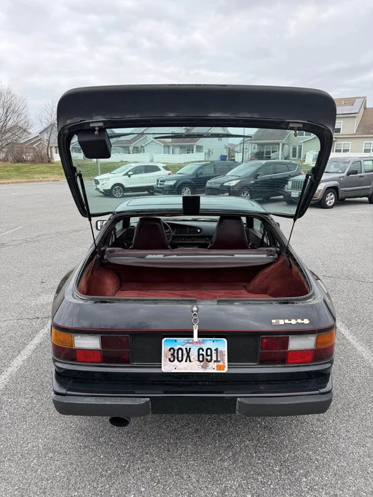 1986 Porsche 944 - Image 16 of 20