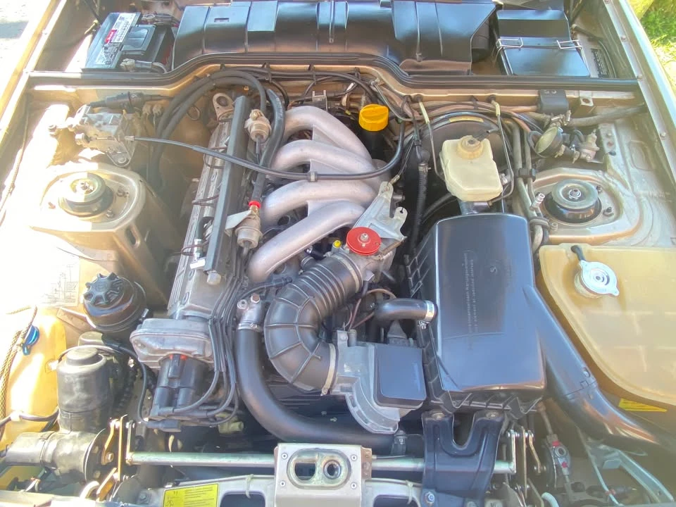 1986 Porsche 944 - Image 8 of 10