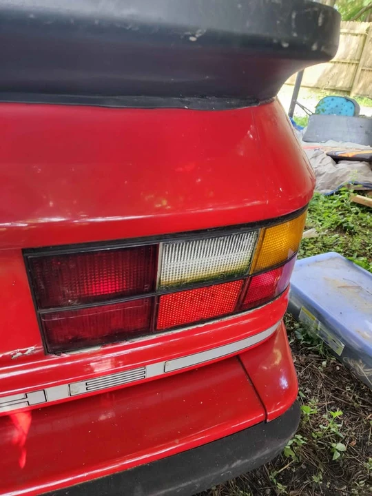 1986 Porsche 944 - Image 4 of 17