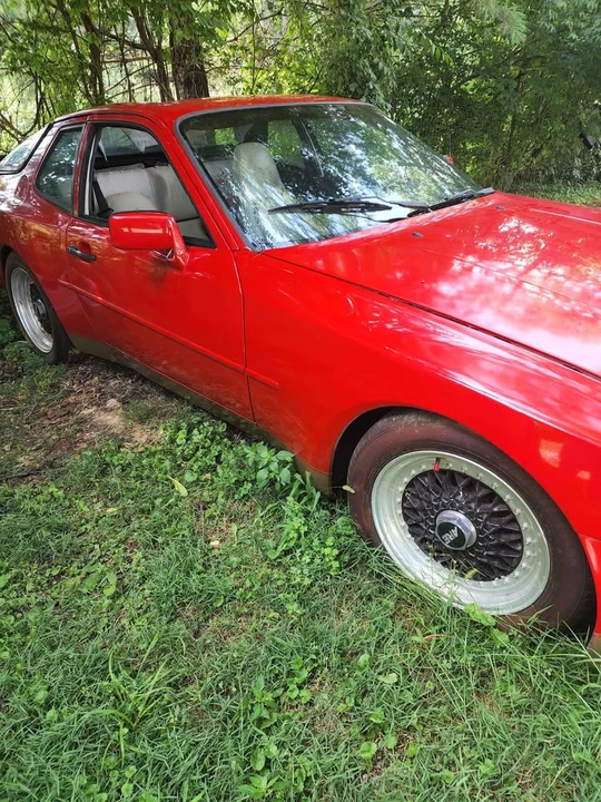 1986 Porsche 944 - Image 13 of 17