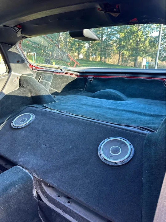 1986 Porsche 944 - Image 8 of 13