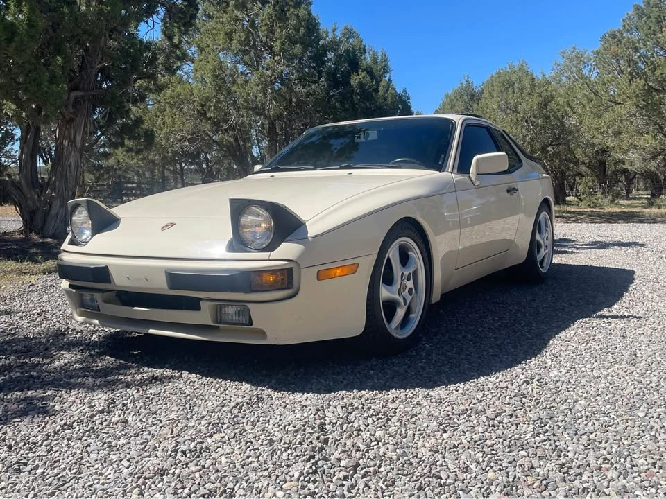 1986 Porsche 944 - Image 18 of 20