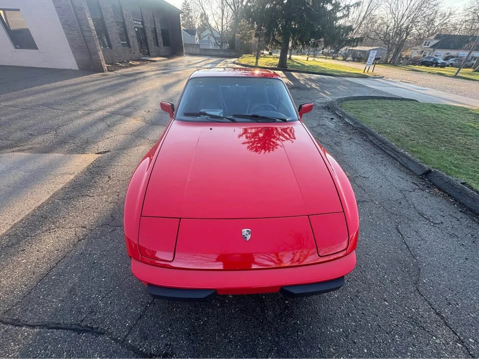 1986 Porsche 944 - Image 2 of 8