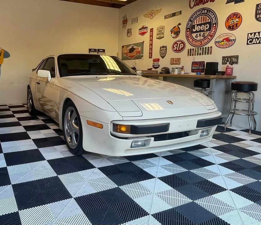 1986 Porsche 944 - Image 6 of 20