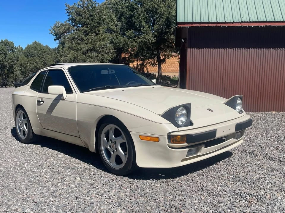 1986 Porsche 944 - Image 19 of 20