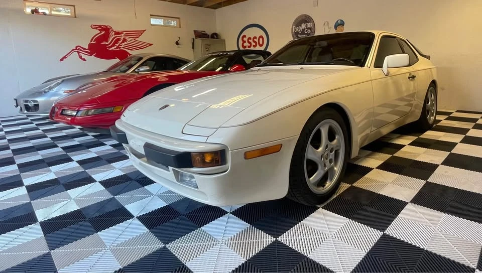 1986 Porsche 944 - Image 7 of 20