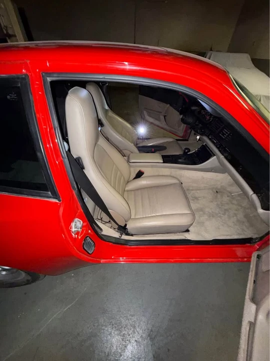 1986 Porsche 944 - Image 7 of 8