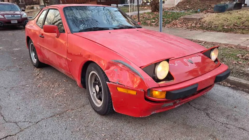 1986 Porsche 944 - Image 4 of 9
