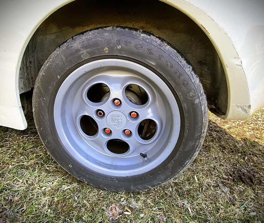 1986 Porsche 944 - Image 18 of 20