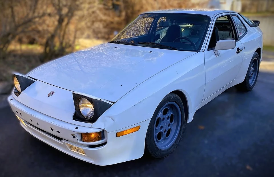 1986 Porsche 944 - Image 12 of 20