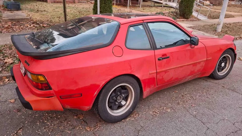 1986 Porsche 944 - Image 3 of 9
