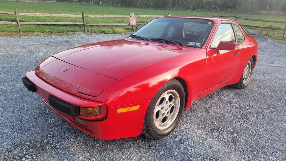 1986 Porsche 944 - Image 3 of 12