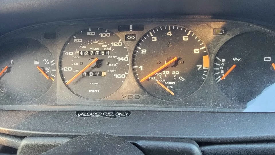 1986 Porsche 944 - Image 6 of 12