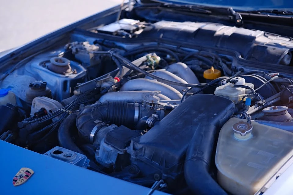 1986 Porsche 944 - Image 9 of 19