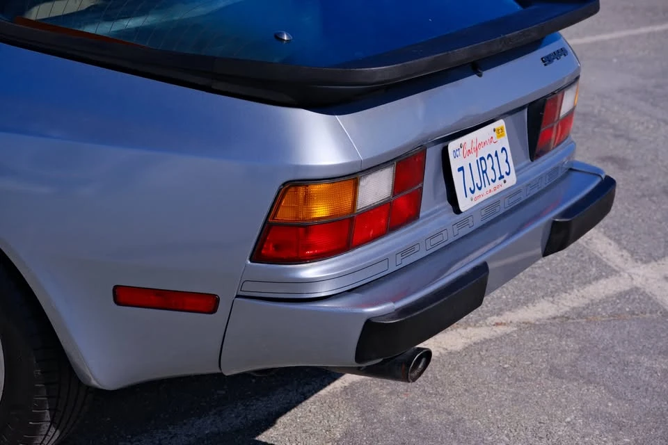 1986 Porsche 944 - Image 7 of 19