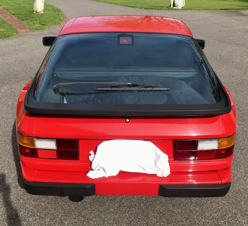 1986 Porsche 944 - Image 5 of 6