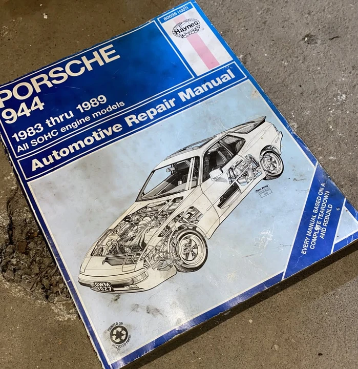 1986 Porsche 944 - Image 10 of 20