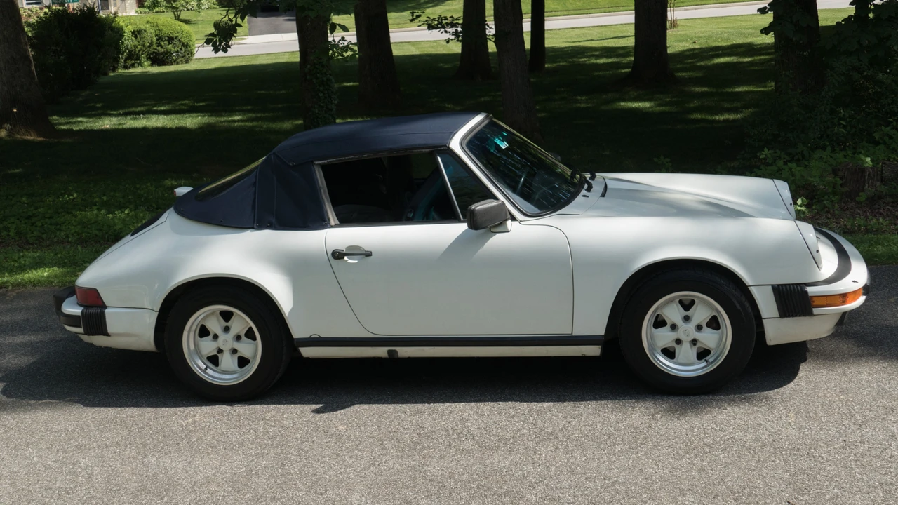 1986 Porsche 911 Carrera 3.2 - Image 25 of 31