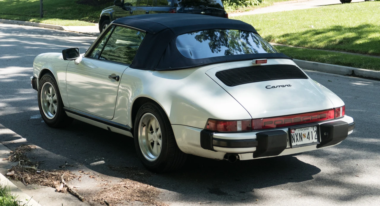 1986 Porsche 911 Carrera 3.2 - Image 10 of 31