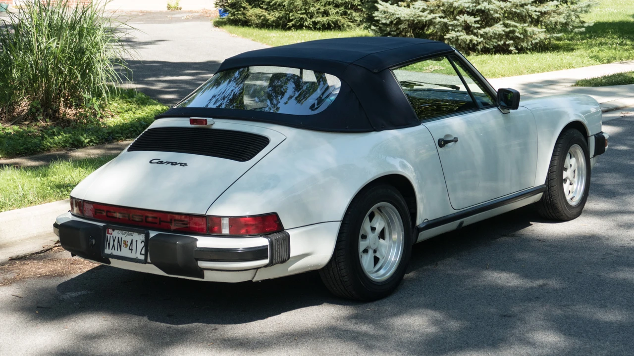 1986 Porsche 911 Carrera 3.2 - Image 14 of 31
