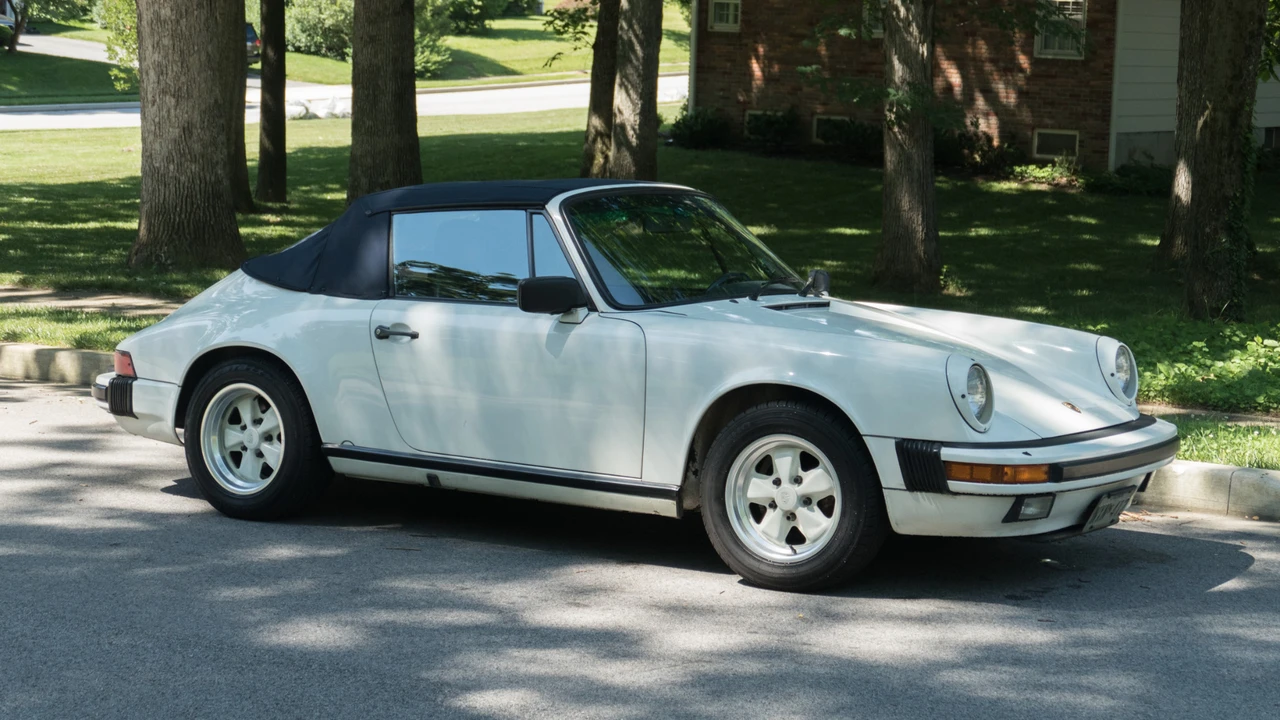 1986 Porsche 911 Carrera 3.2 - Image 18 of 31