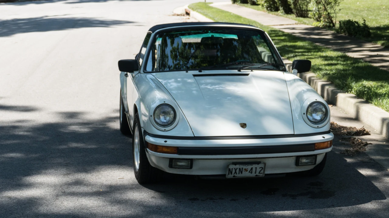 1986 Porsche 911 Carrera 3.2 - Image 23 of 31