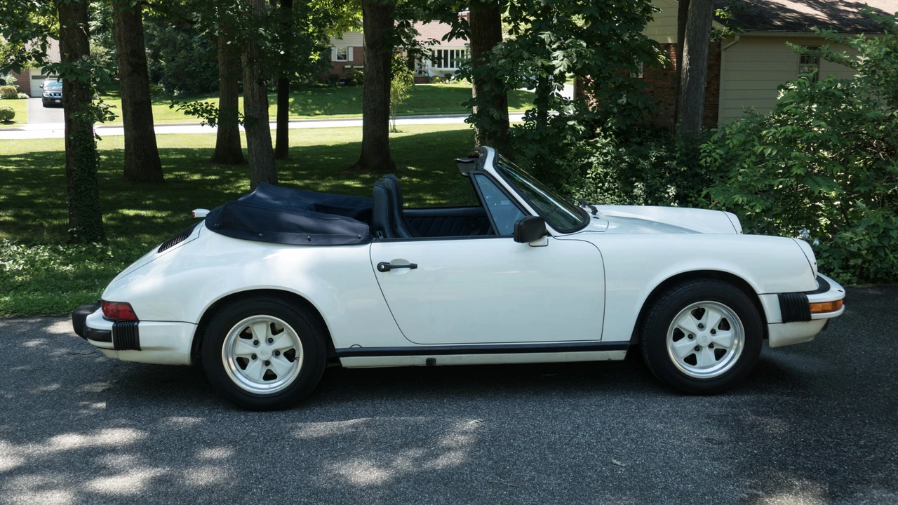 1986 Porsche 911 Carrera 3.2 - Image 30 of 31