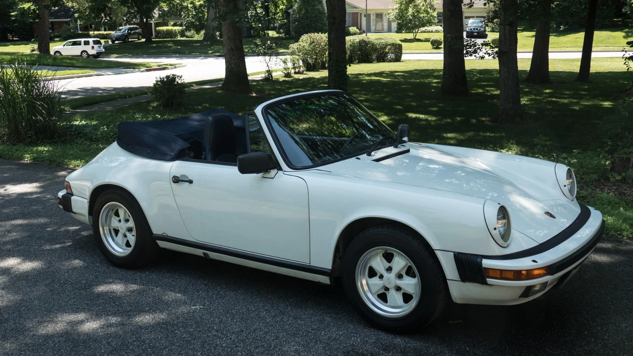 1986 Porsche 911 Carrera 3.2 - Image 28 of 31